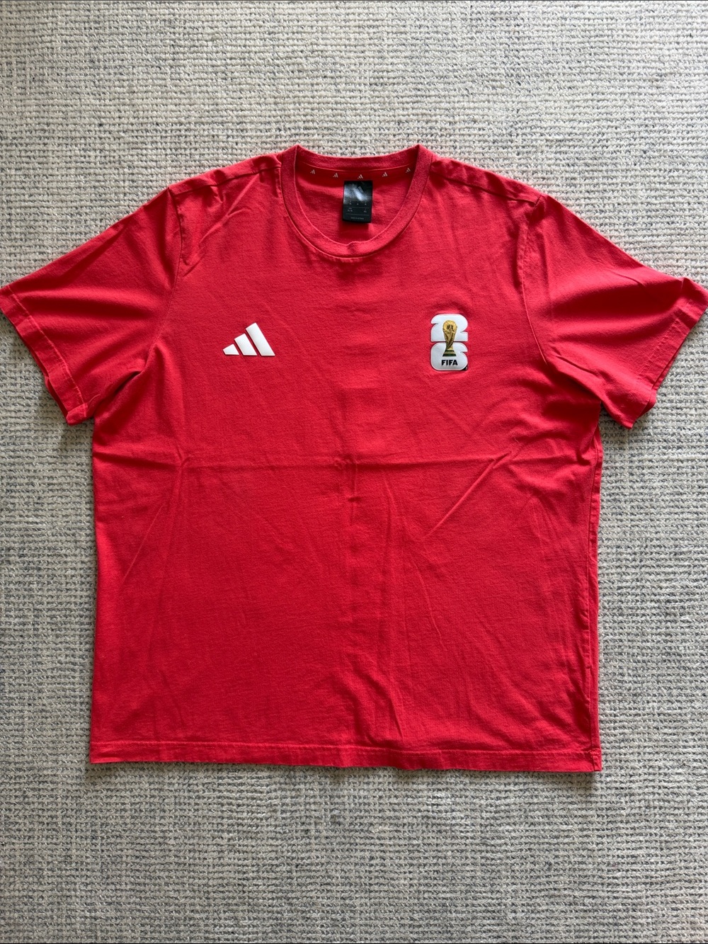 adidas FIFA Soccer Trophy Graphic Logo Red Crewneck T-Shirt Men’s XL
